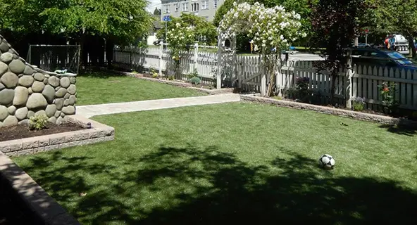 turf-sports-installation-sv-backyard Backyard turf lawn installed by SYNLawn