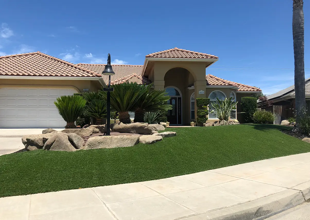 synlawn-sv-artificial-grass-lawns-img-6