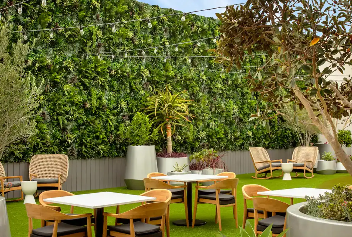 synlawn-sv-artificial-green-walls-img-8
