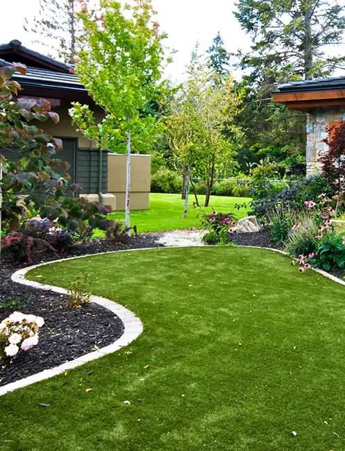 Artificial grass landscape installation from SYNLawn